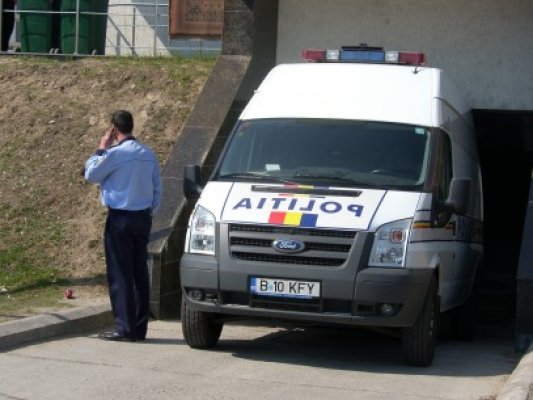 Între atâtea contestaţii, i se scurge perioada de detenţie: individul condamnat că şi-a ameninţat soţia face cărare la instanţă